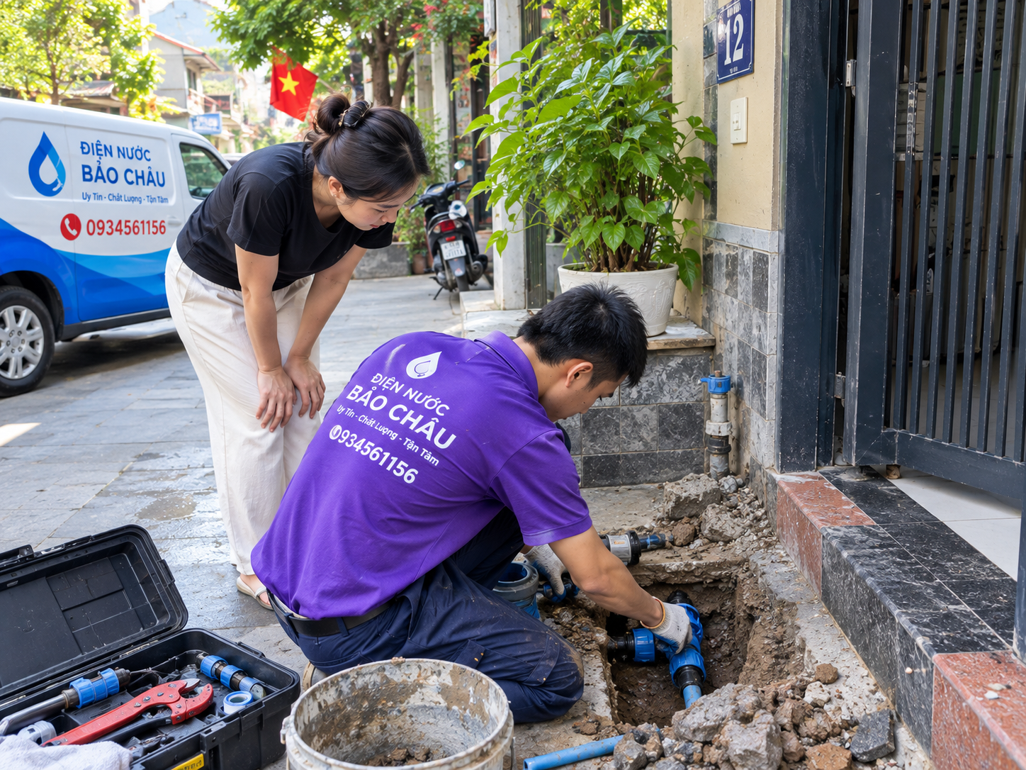 Siêu âm định vị điểm rò nước âm ngầm tại Ba Đình 